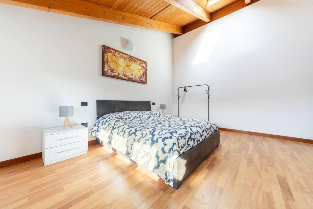 Appartamento Unico A Bologna Con 3 Camere E Parcheggio Gratuito Esterno foto