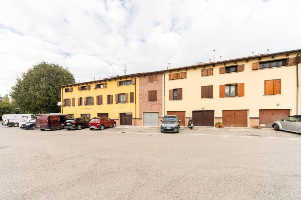 Appartamento Unico A Bologna Con 3 Camere E Parcheggio Gratuito Esterno foto